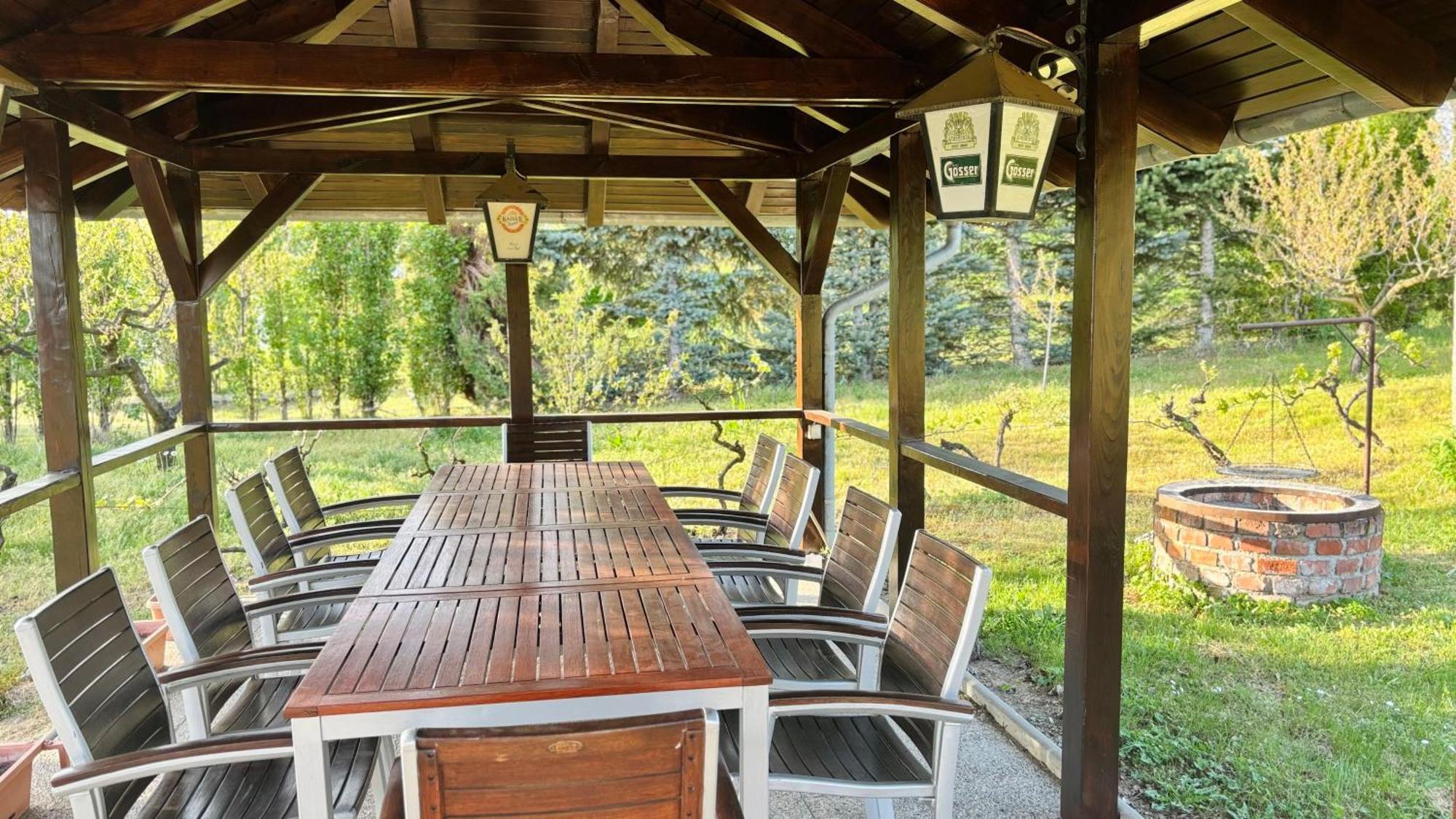 Panorama Apartmanhaz Шарвар Экстерьер фото